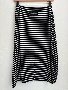 Milk Snob | Modern Stripe Cover